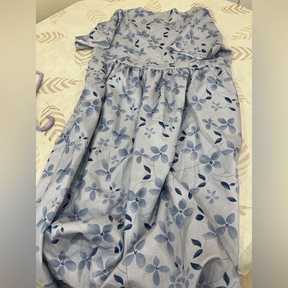 Floral Blue Dress - Picture 6 of 7